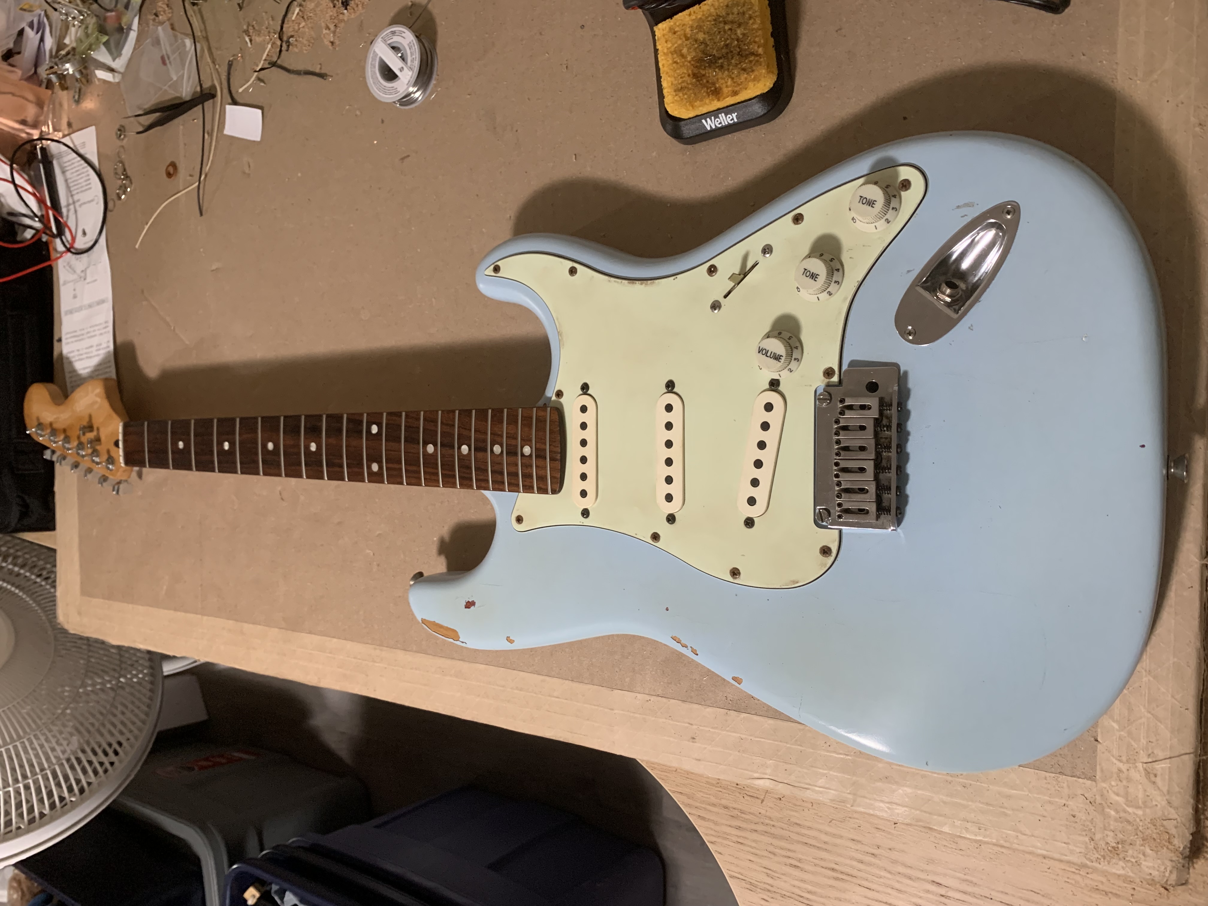 The finished guitar